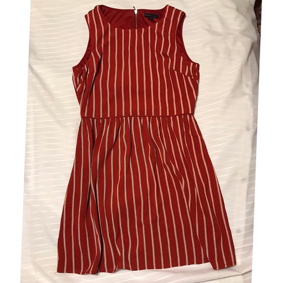 Dresses & Skirts - NWOT Women’s dress